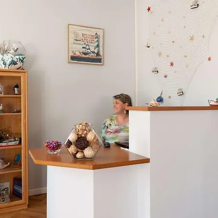 The Originals Access, Corinna,