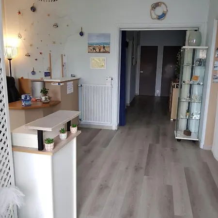 Hotel The Originals Access, Corinna,