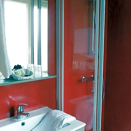 Hotel The Originals Access, Corinna, Royan