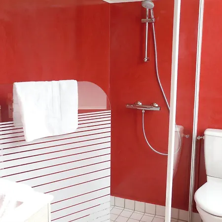 Hotel The Originals Access, Corinna,