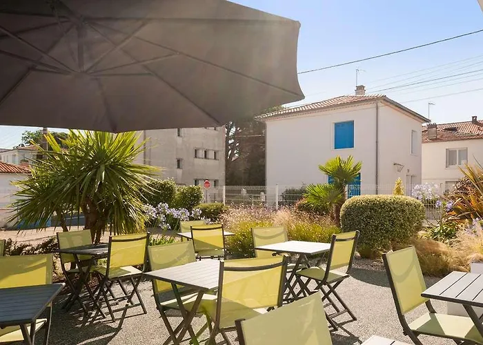 The Originals Access, Corinna, Otel Royan