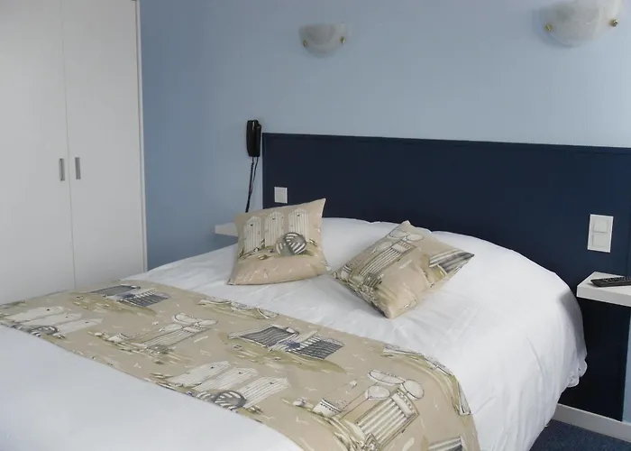 The Originals Access, Corinna, Otel 2*